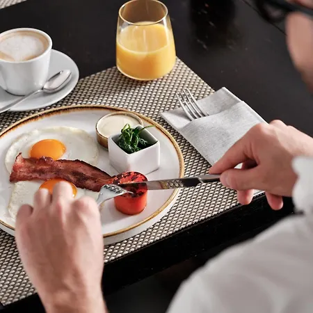 Crowne Plaza Milan - Malpensa Airport By Ihg 4* Казе-Нуове