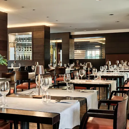 Crowne Plaza Milan - Malpensa Airport By Ihg 4*