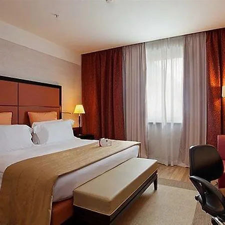 Hotel Crowne Plaza Milan - Malpensa Airport By Ihg 4*